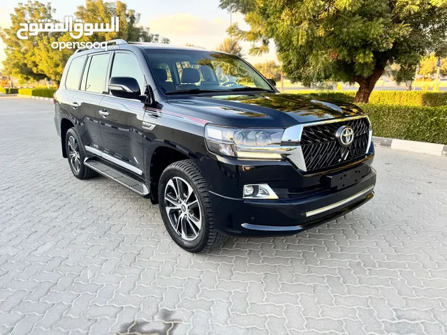 Used Toyota Land Cruiser in Sharjah