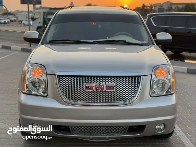 Used GMC Yukon in Sharjah