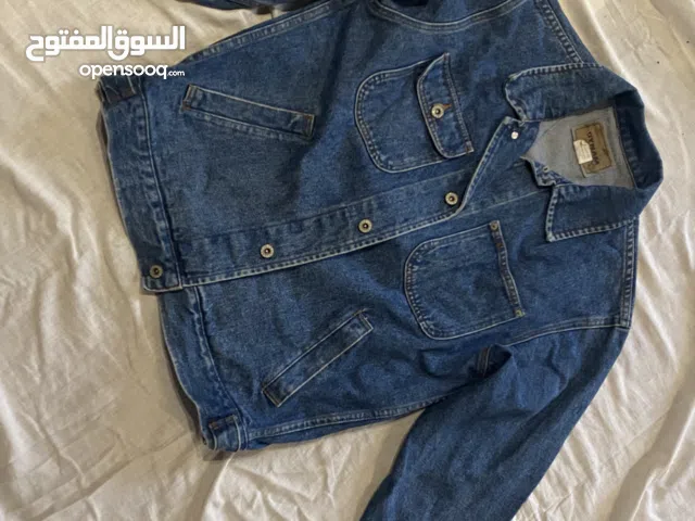 جواكيت جينز دينيم للبيع المقاسات ميديوم  الحالة: جديد أجنبي
