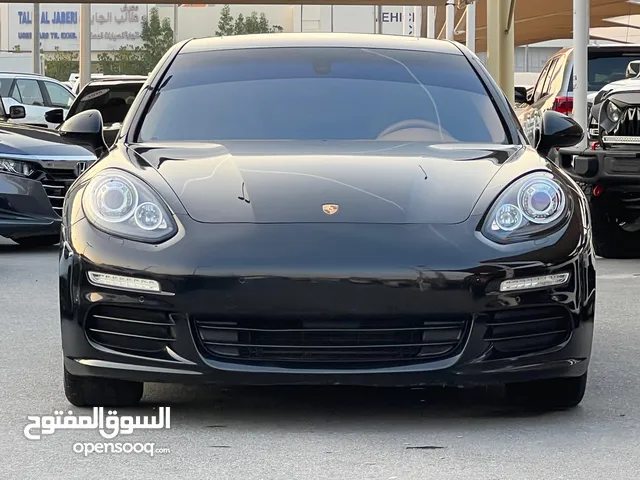 Porsche Panamera 2014 in Sharjah