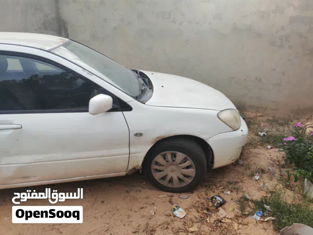 Used Mitsubishi Lancer in Tripoli