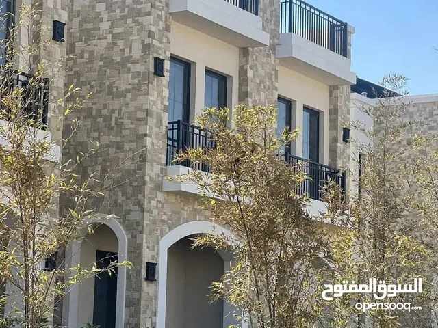 175m2 3 Bedrooms Villa for Sale in Cairo El Mostakbal