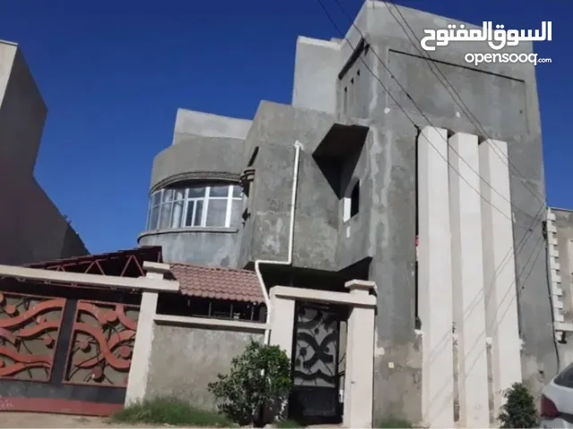 220 m2 More than 6 bedrooms Villa for Sale in Tripoli Abu Saleem
