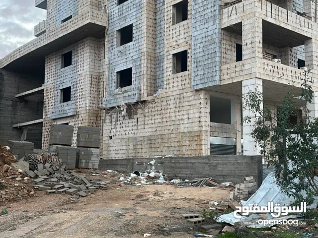 شقة للبيع قيد الانشاء الاستلام ب شهر خمسة. تشطيب كامل