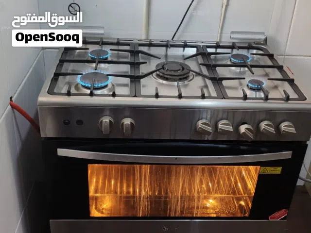 للبيع فرن بخمسه رؤوس