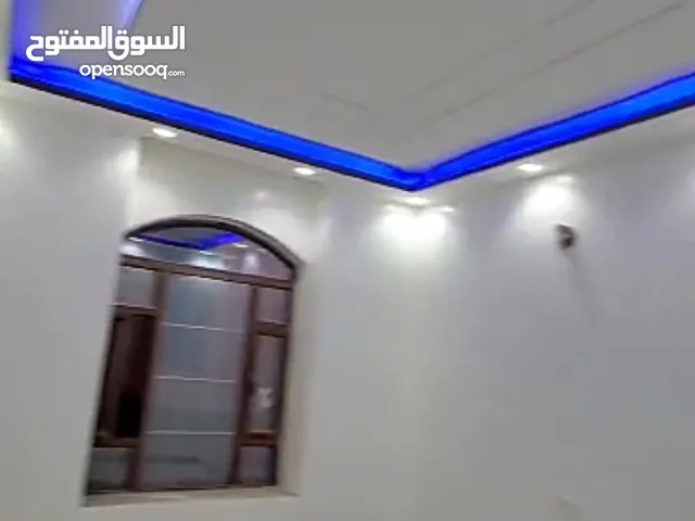 120 m2 4 Bedrooms Apartments for Rent in Sana'a Hayi AlShabab Walriyada