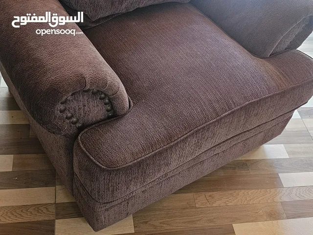 اثاث للبيع حسب الوصف