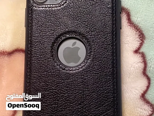 ايفون 11 برو ماكس 256جيجا مغير شاشةgx  والشاشة مشعورة مش مآثرة بالمرة للبيع بطارية 85