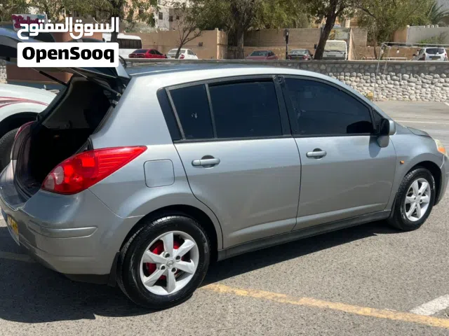 نيسان فيرسا