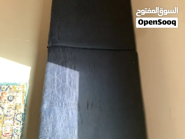 للبيع سرير نفر يتصفط يصلح حق بر اوبحر او حق صبي حاله ممتاز اسفنج لازق فيه ينغسل وخامه مثل طربال مايت