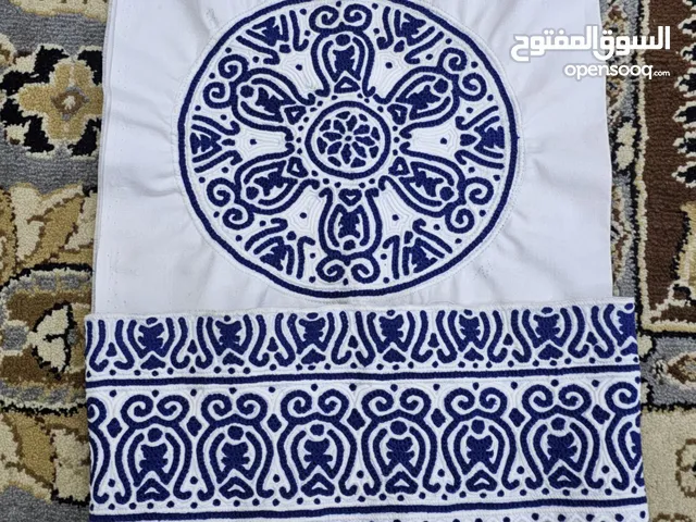 كمة عمانية جديدة وخياطة يد (نجم) ولون أزرق مميز