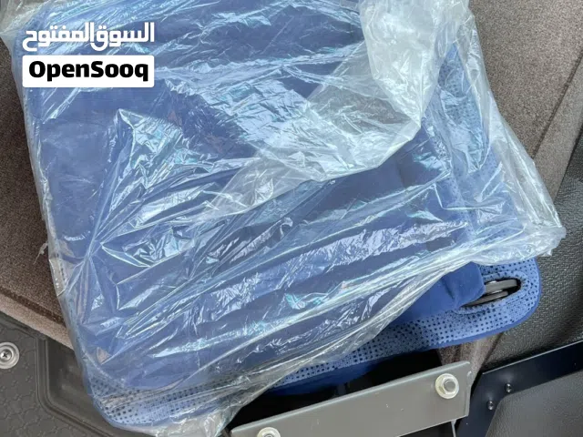 كراسي باص ميستوبيشي للبيع
