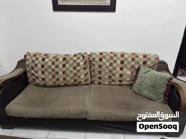 طقم كنب مستعمل حط السعر وشيله