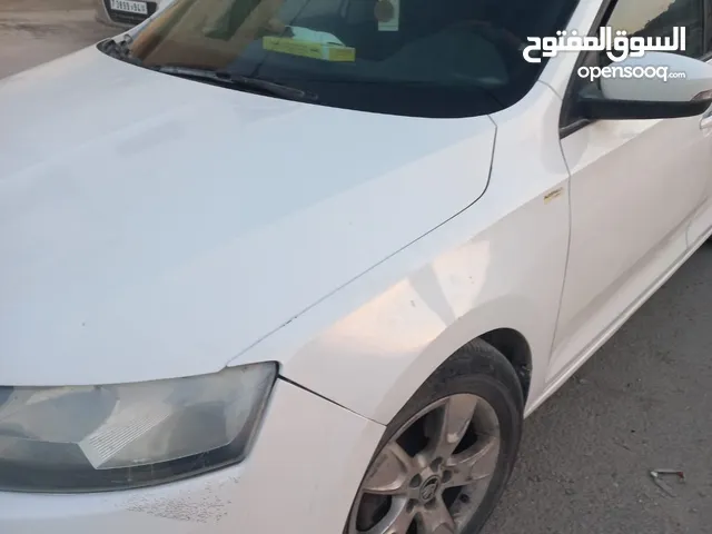 سيارة سكودا للبيع