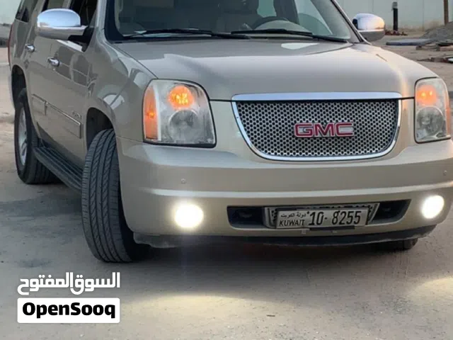 2010 جي إم سي يوكن SLE