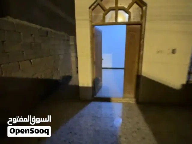 150 m2 4 Bedrooms Townhouse for Rent in Basra Qibla
