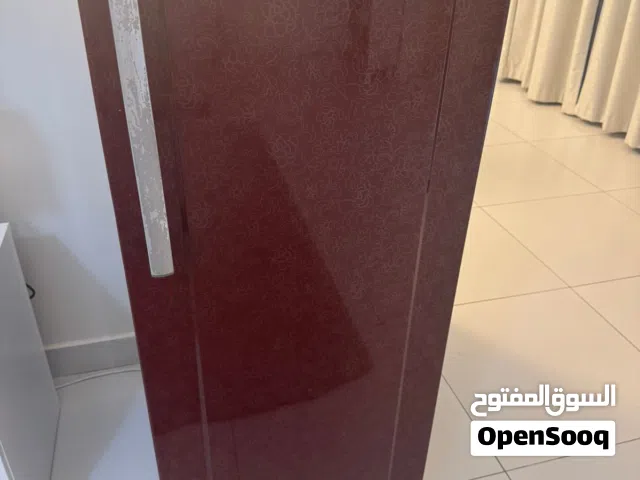 ثلاجه للبيع نظيفه