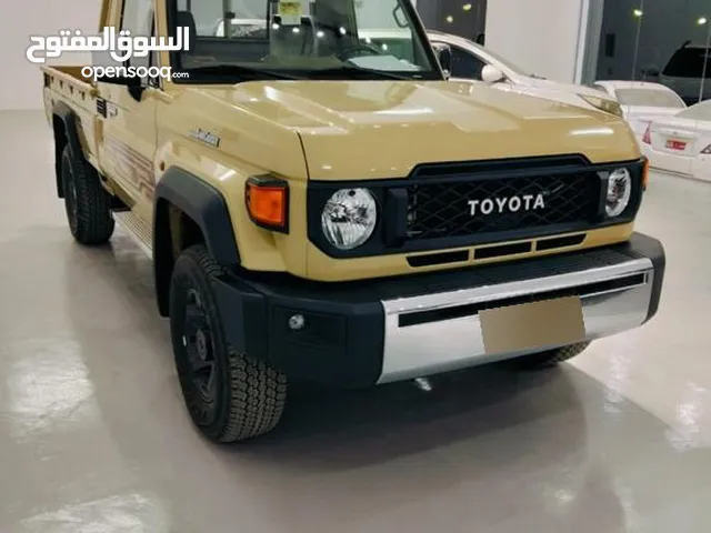 Used Toyota Land Cruiser in Muscat