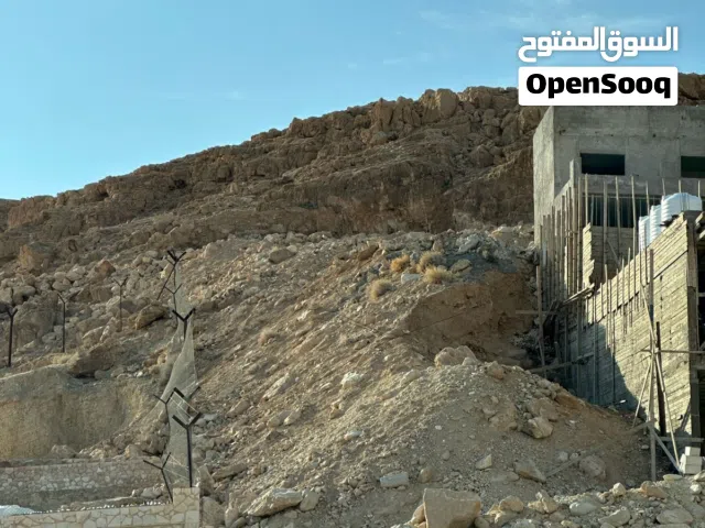 قطعه ارض في منطقه الشاليهات مساحة 396 مميزه جدا من المالك مباشره بسعر حرق ويمكن البدل بسياره