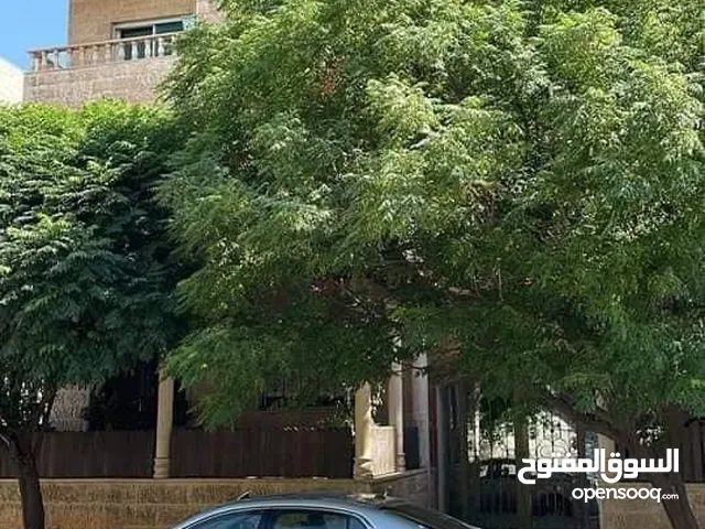 202 m2 3 Bedrooms Apartments for Sale in Amman Al-Khaznah