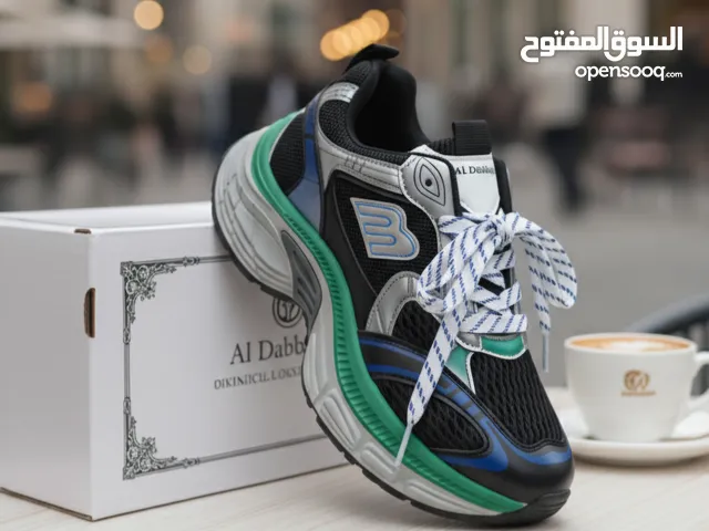 حذاء بالينسياغا قياس 42 حذاء جديد ما ملبوس فيتنامي الاصل حذاء حذائي يخبل الصور ظالمته كلش