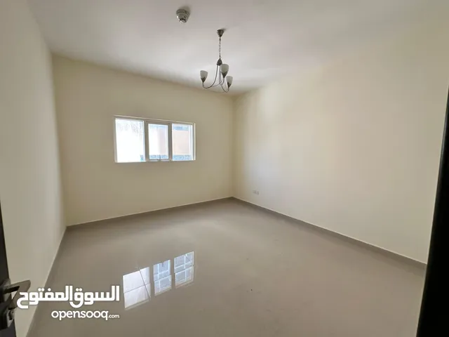 1700ft 2 Bedrooms Apartments for Rent in Sharjah Abu shagara