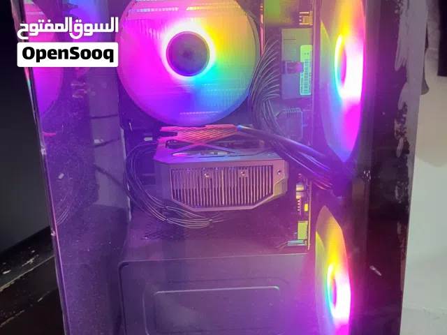 كمبيوتر بحالة ممتازه شبة جديد مع ضمان مخصص للألعاب و تصاميم