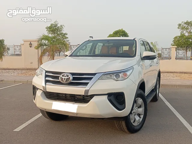 Toyota Fortuner v4 gcc spec 2019