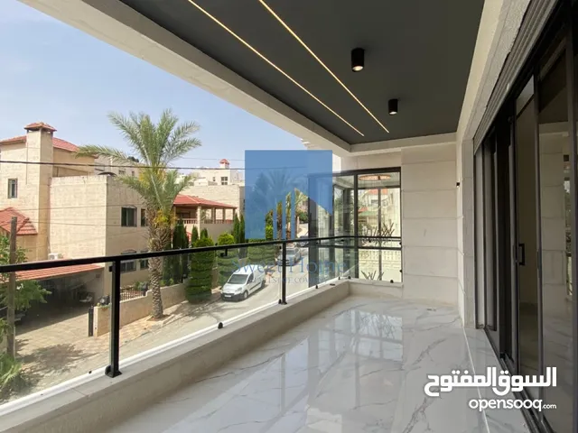 شقة فاخرة للبيع في الكرسي - قرب المخابرات طابق اول 250م تشطيب سوبر ديلوكس لم تسكن