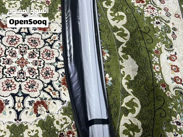 مظلة مع كامل ملحقاتها جديدة 2m*3m