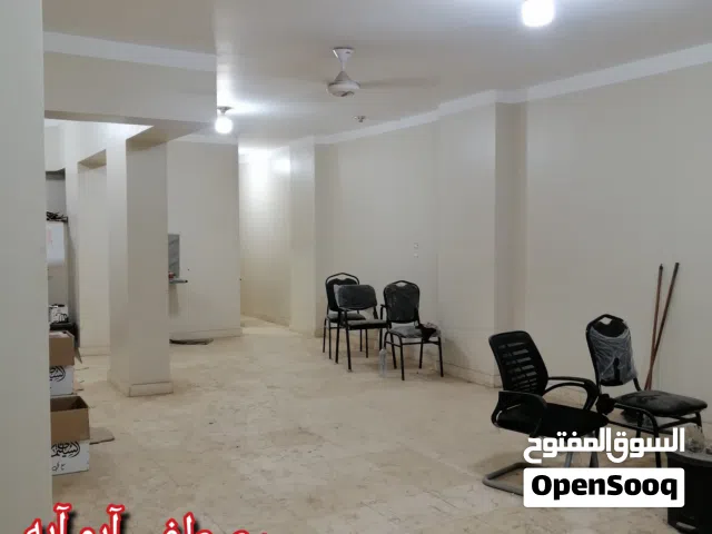 مقر ارضي للإيجار