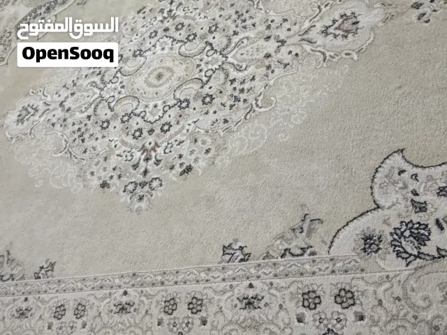 سجادة ثقيلة كالجديدة