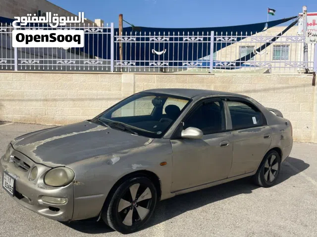 2000 Kia Shuma