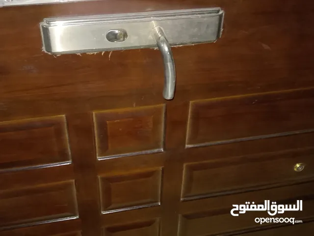باب خشب امان ثقيل ثقيييييييييييييل