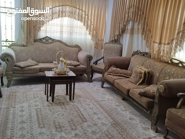 طقمين كنب تفصيل للبيع