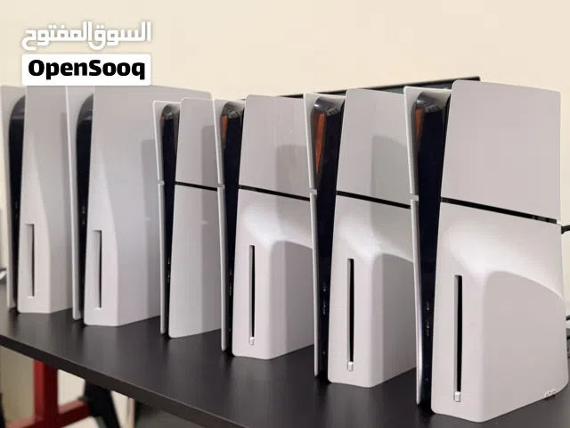 مجموعة بلايستيشن فايف المستعمل بحالة ممتازه.