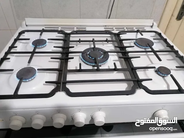 فرن غاز بيكو 5 شعلة مستعمل للبيع