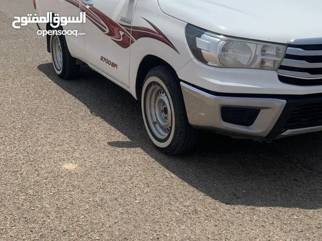 Used Toyota Hilux in Qurayyat