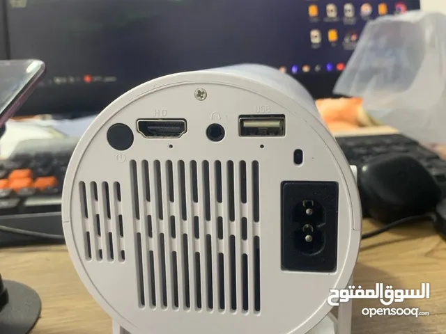 اسمه Data show