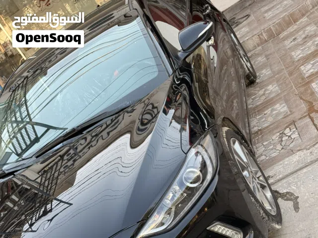 2018 هيونداي افانتي Standard