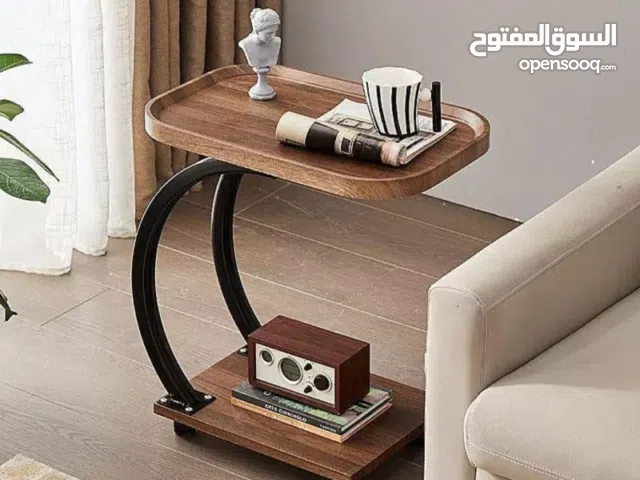 طاولة سيرفس جانبية خشبية بعجلات سهلة الاستخدام المقاس 60*34*52سم