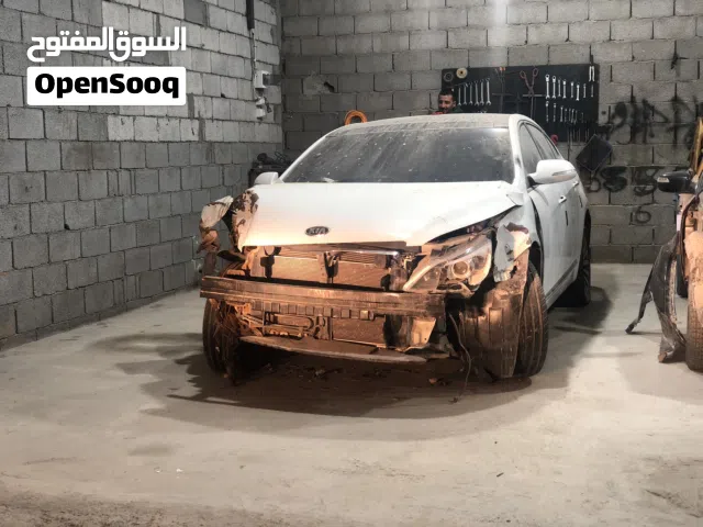 2012 كيا كادينزا Limited