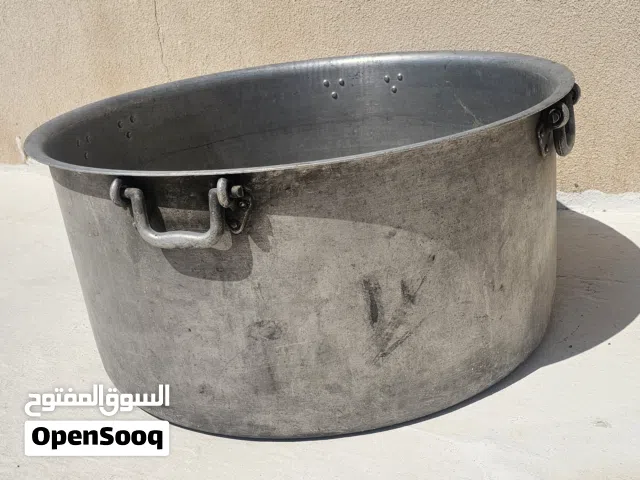 للببع مرجل كبير نظيف وضغاطة جديدة