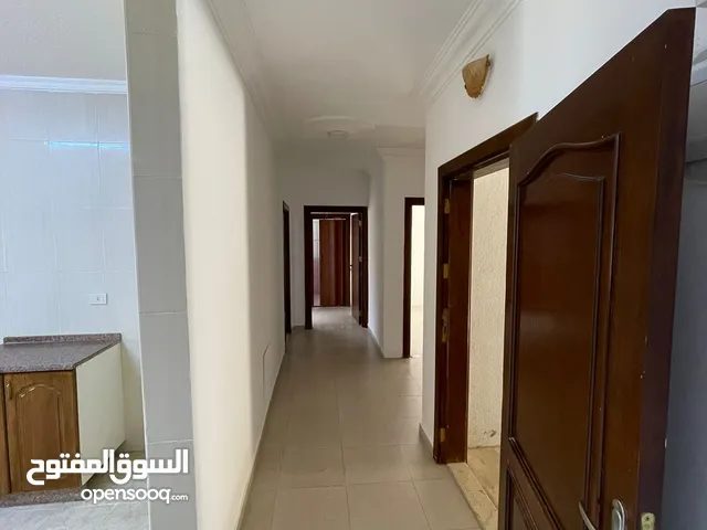 شقة فارغة للايجار
