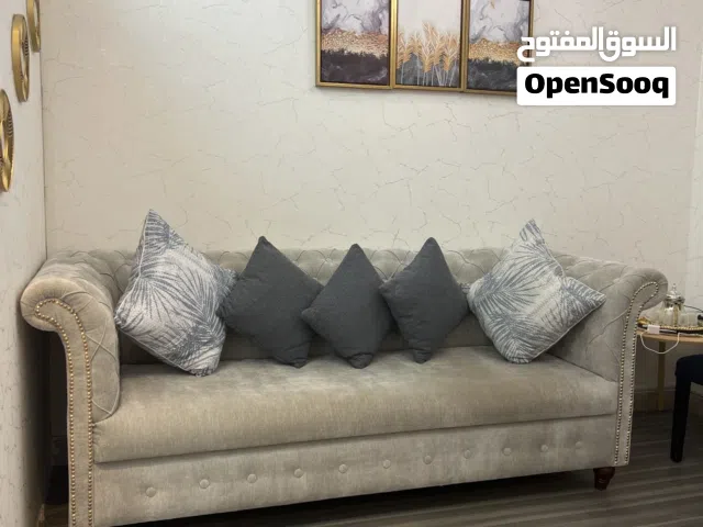 كنبة للبيع استخدام شهرين
