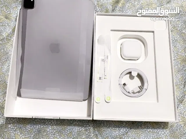 مطلوب ايباد 11 اي موديل اشتري بس كون سعر مناسب  وياريت عنده توصيل الي عنده يراسلني بليز