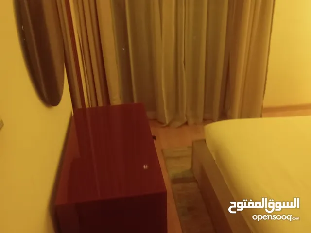 شقه للايجار ب الجفير غرفه وصاله 350
flat for rent in juffer