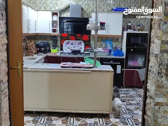 130 m2 4 Bedrooms Townhouse for Sale in Basra Baradi'yah