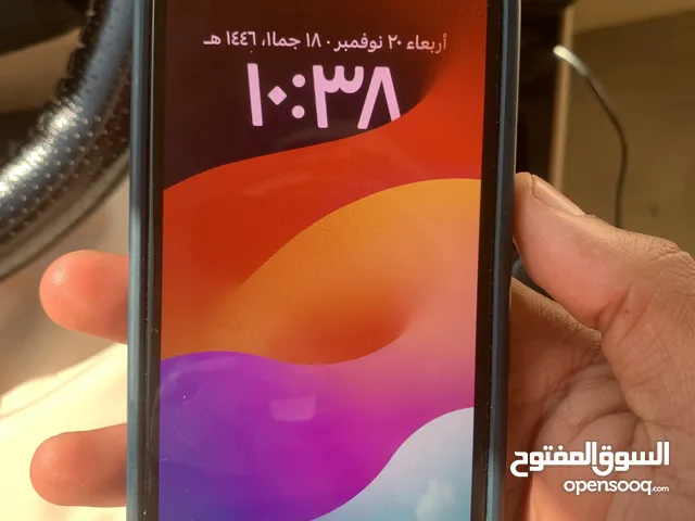 ايفون 11 برو ماكس نظيف فقط مبدل الشاشة بشاشة وكالة