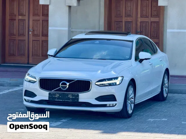 فولفو S90 T5 خليجي  موديل 2020 بحالة الوكالة  استخدام مالك اول  اربعة سلندر تيربو 2.0لتر